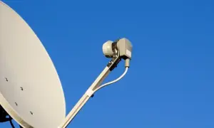 Gdzie zamontować antenę satelitarną, aby uniknąć problemów z sygnałem?
