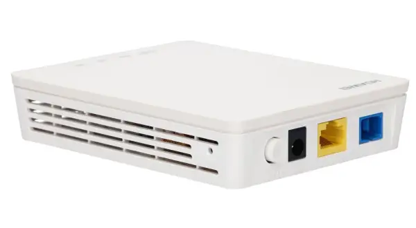 Biały router Huawei, model funbox 3, z portami LAN i OPTICAL.