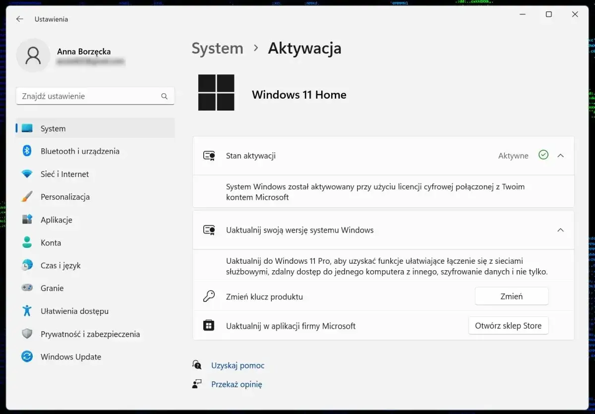 Aktywacja systemu Windows 11 Home. System jest aktywny dzięki licencji cyfrowej. Możesz uaktualnić do wersji Pro lub zmienić klucz produktu.