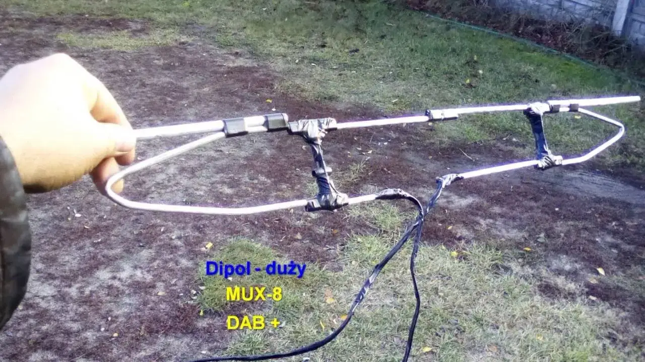 Zdjęcie Jak zrobić antenę DVB-T MUX 8, aby poprawić odbiór telewizji?