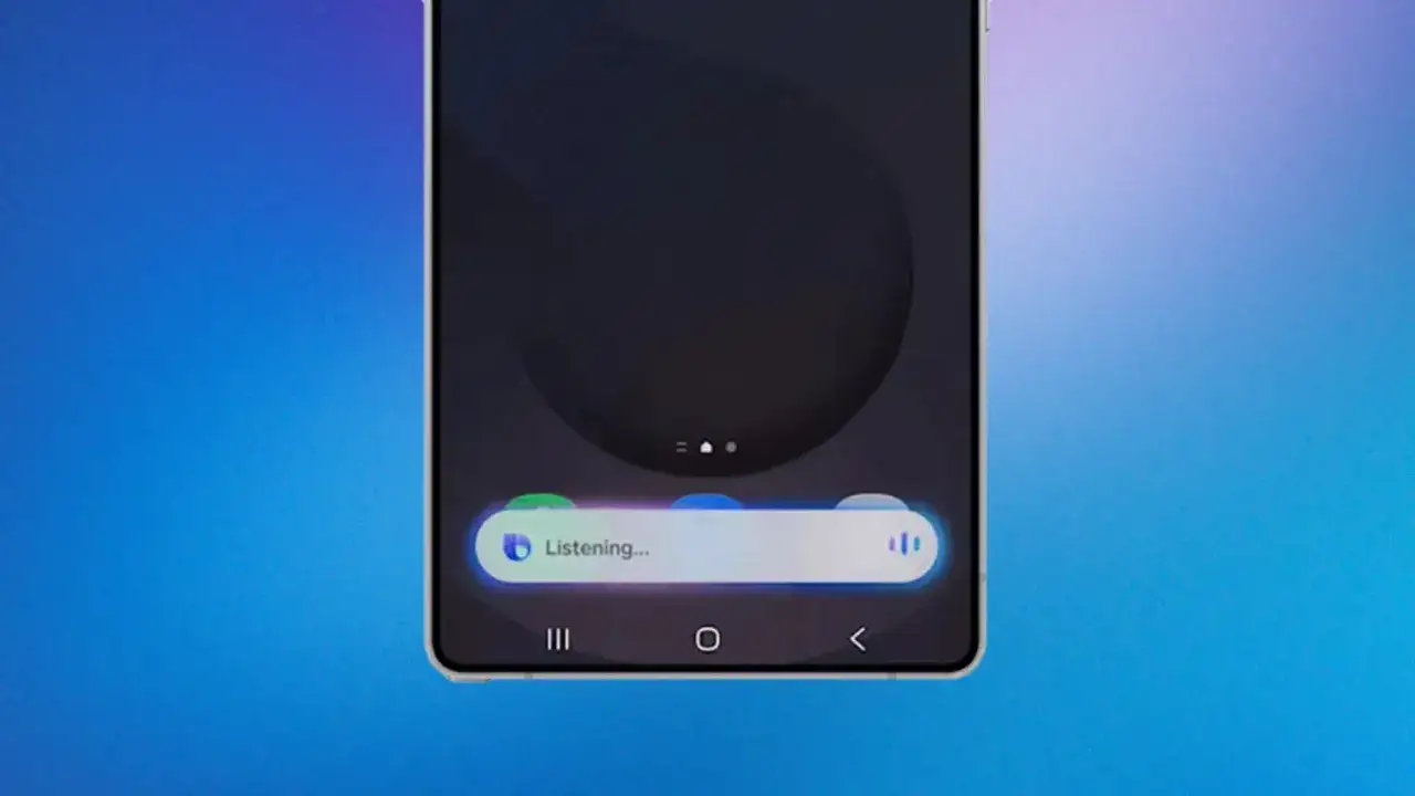 Bixby nasłuchuje. Na ekranie telefonu widoczny pasek z napisem 