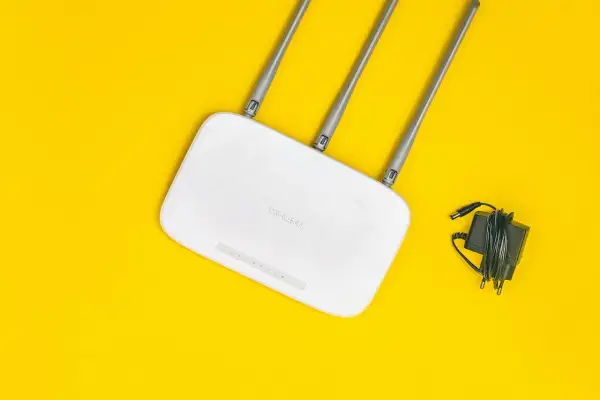 Jak podłączyć antenę zewnętrzną do routera TP-Link i poprawić sygnał